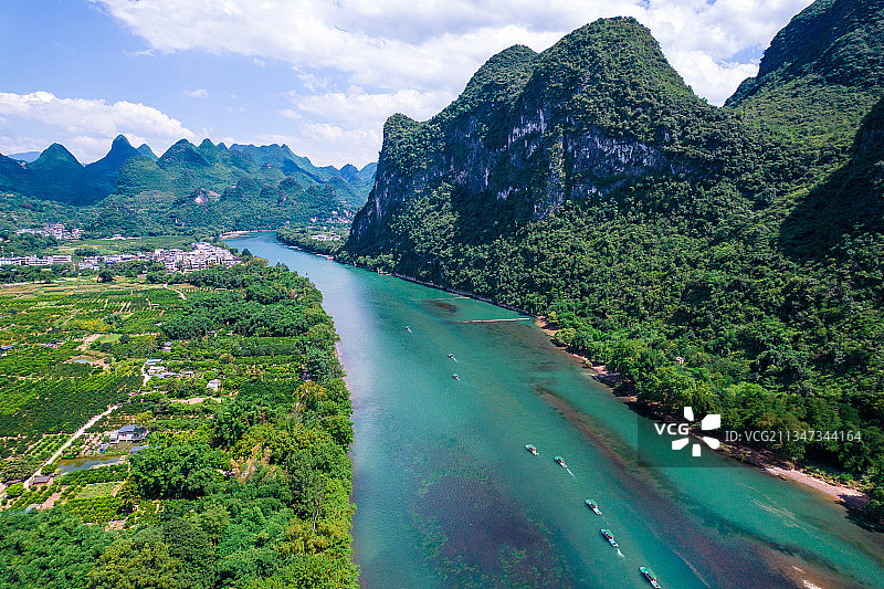 桂林冠岩风景区航拍图片素材