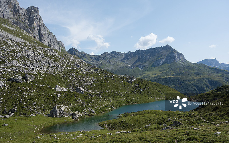 瑞士格鲁本的湖光山色美景图片素材