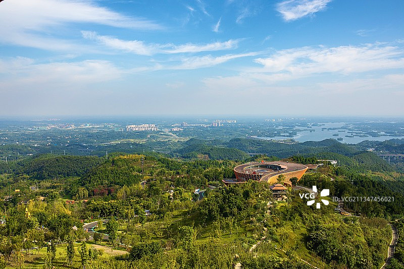 成都龙泉山观景台图片素材