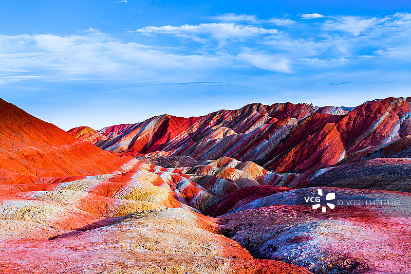 傍晚的张掖七彩丹霞图片素材