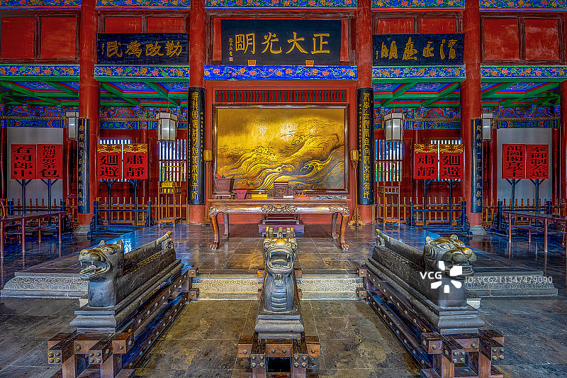 中国河南开封开封府古衙门内场景图片素材