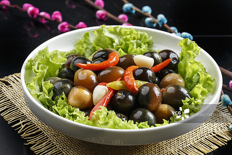 美味烧椒小皮蛋图片素材