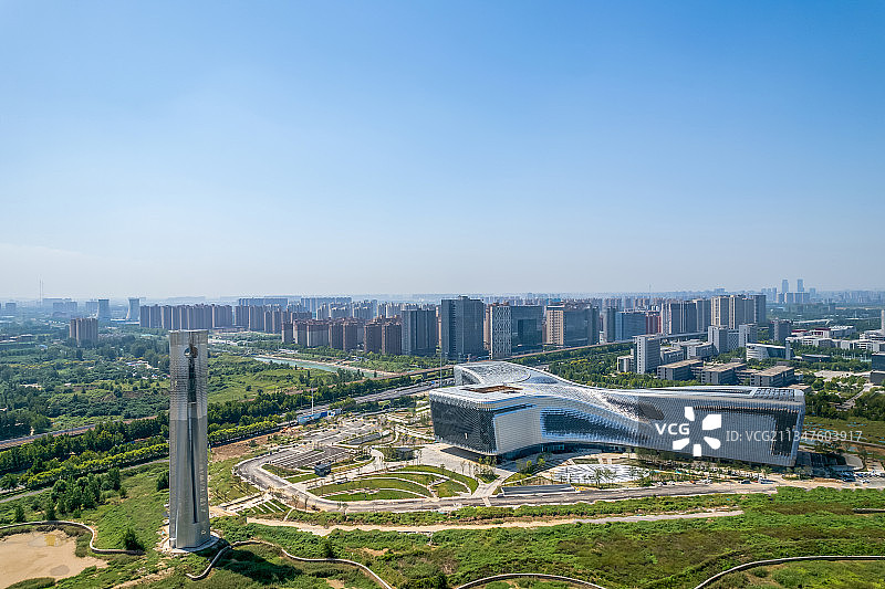 高视角航拍中国河南郑州河南省科技馆图片素材