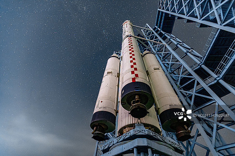 我们的征程是星辰大海图片素材