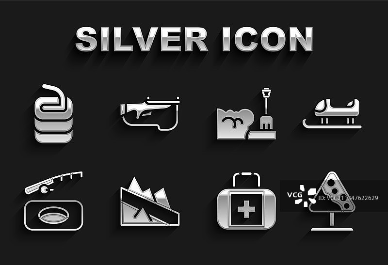 雪山滑橇路标雪崩图片素材