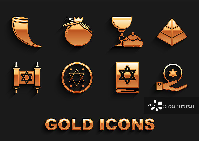 犹太硬币、埃及金字塔和妥拉经卷素材图片素材