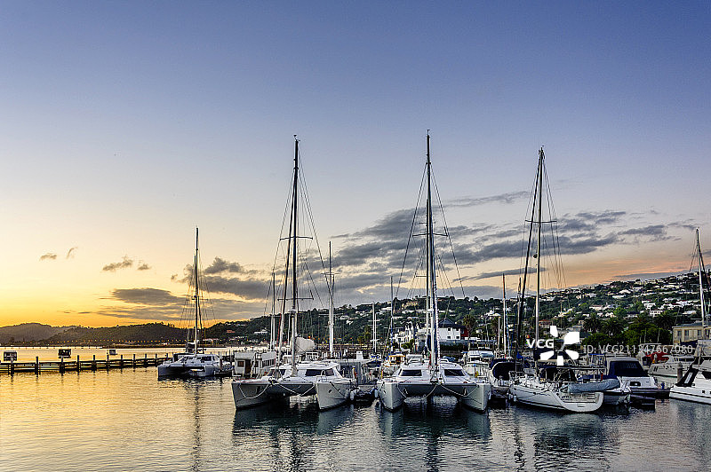 非洲南非克尼斯纳小镇泻湖码头日暮风光图片素材