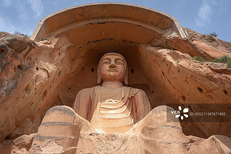 宁夏自治区固原市原州区须弥山石窟佛像图片素材