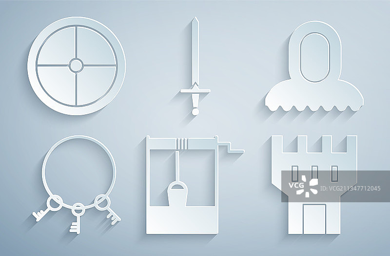 带水桶的中世纪水井和旧钥匙图片素材