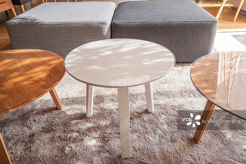 室内茶几小圆桌图片素材