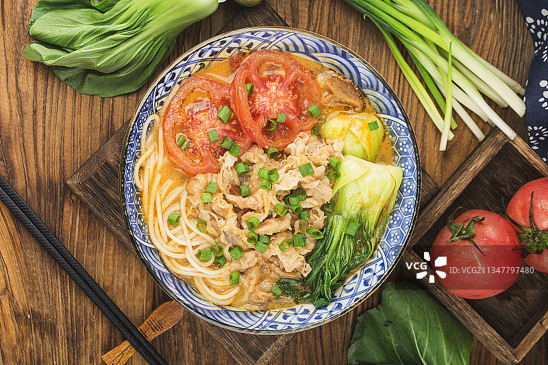 肥牛番茄面图片素材