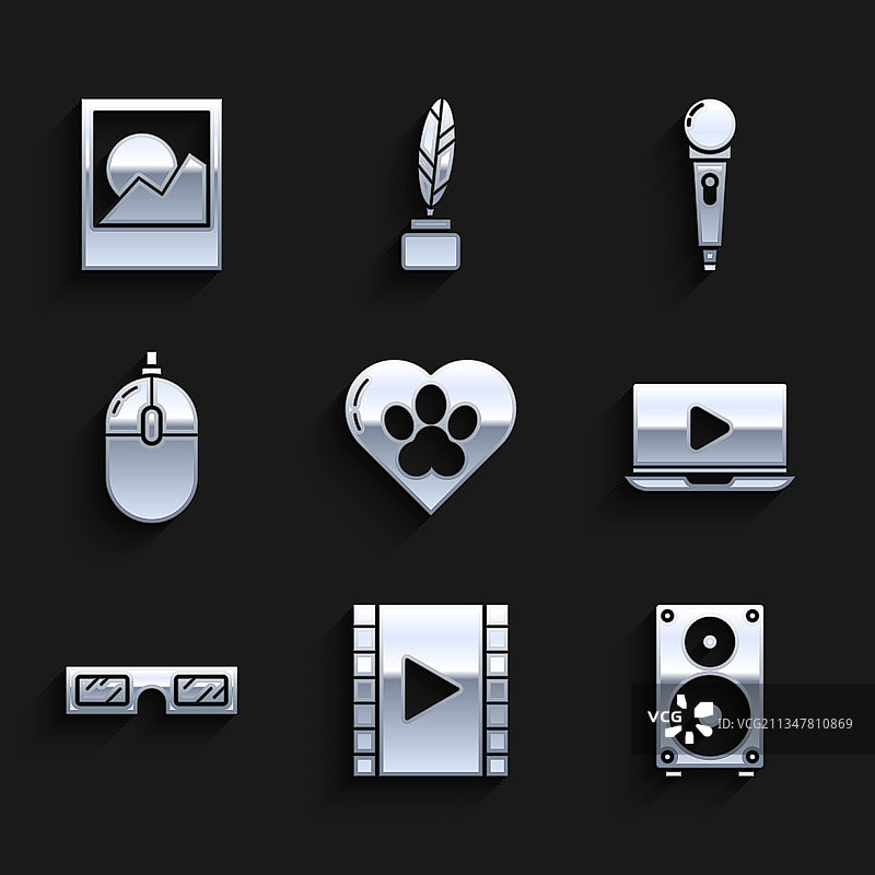 带动物足迹播放视频的心形组合图片素材