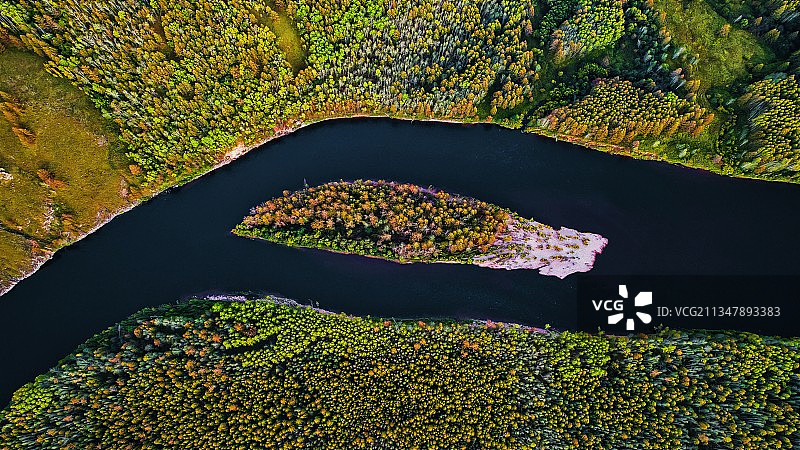 大兴安岭-白鹿岛(俯视图)图片素材