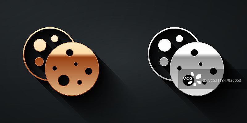 金色和银色巧克力饼干图片素材