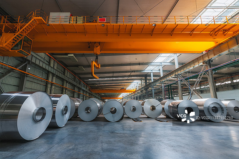 现代金属工业铝业新材料科技工厂生产线图片素材