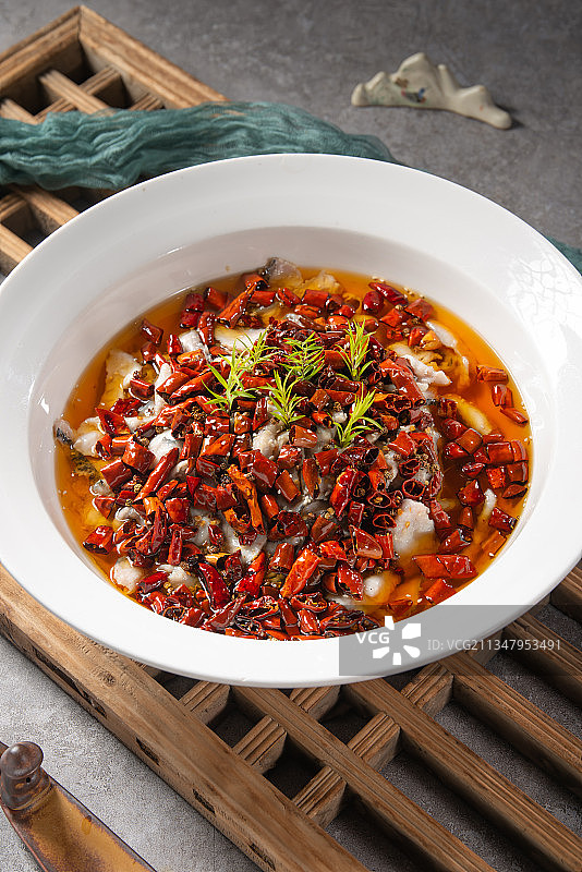 迷迭香沸腾鱼图片素材