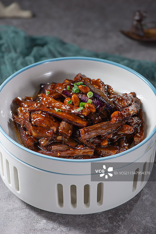 黄豆酱烧茄子图片素材