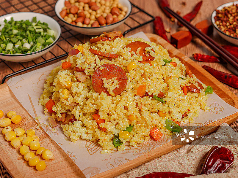 火腿炒饭图片素材