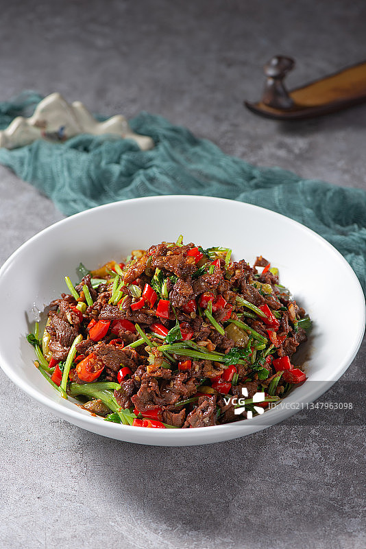 小炒黄牛肉图片素材