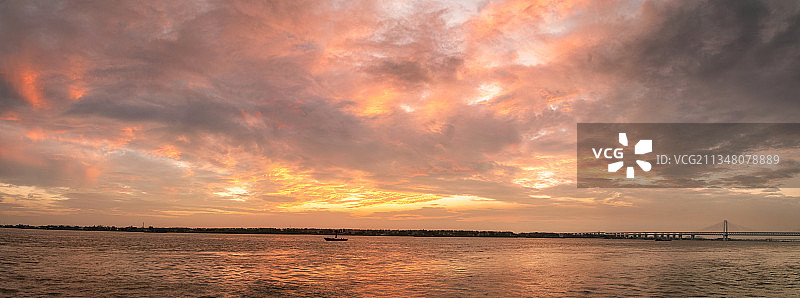 芜湖江边晚霞全景图片素材