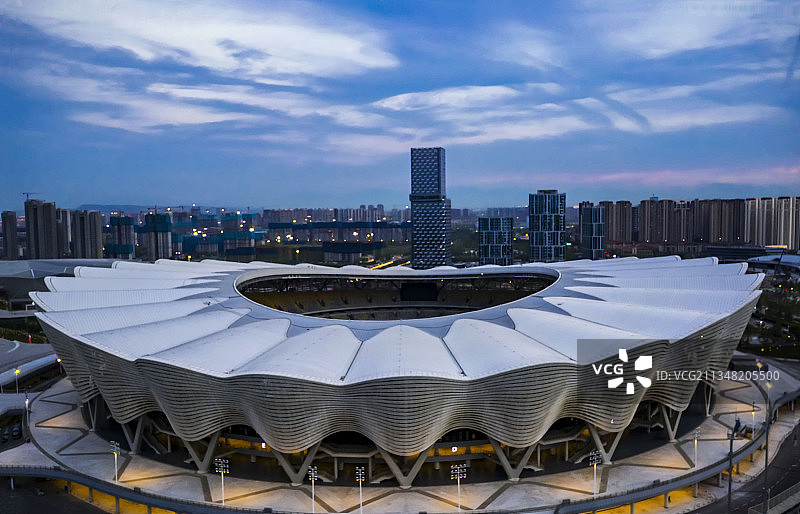十四届全国运动会开（闭）幕式场馆：西安奥体中心体育场图片素材