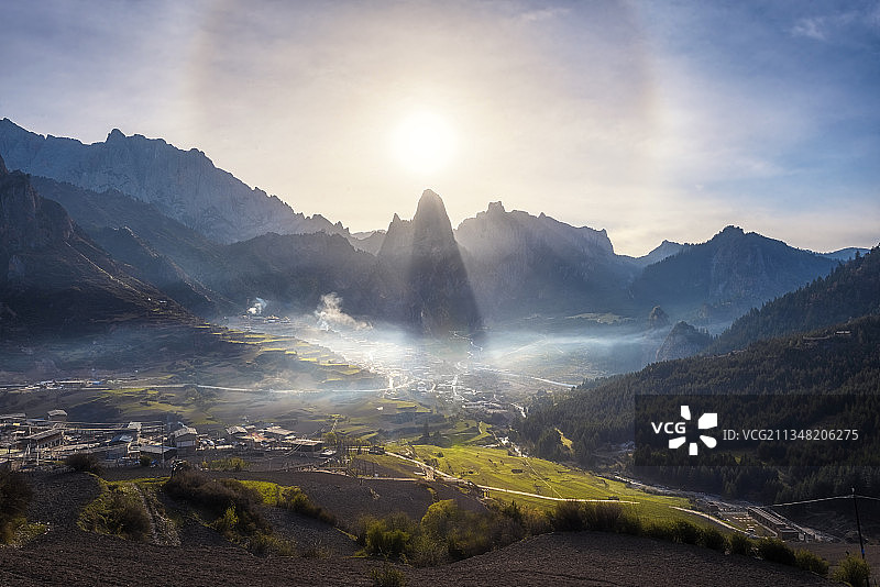 扎尕那神光图片素材