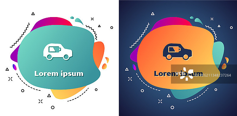 白色电动汽车与电缆插头图片素材