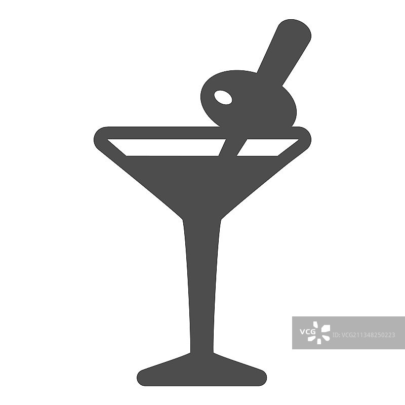 马提尼酒杯和橄榄图片素材