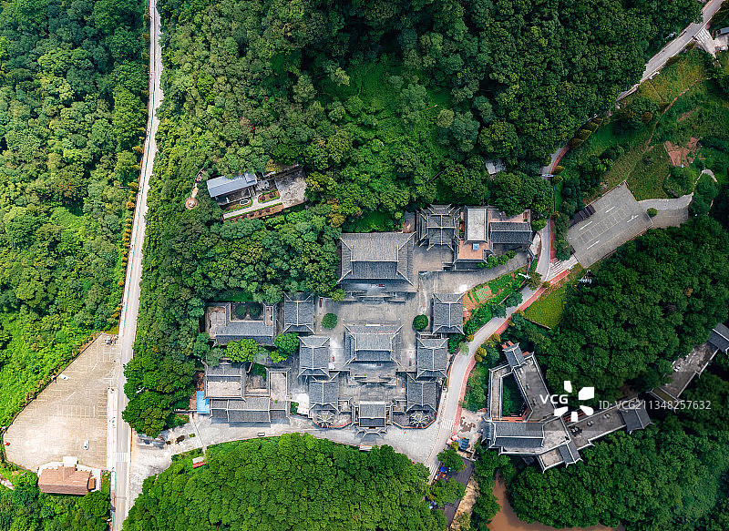 航拍古剑山净音寺图片素材