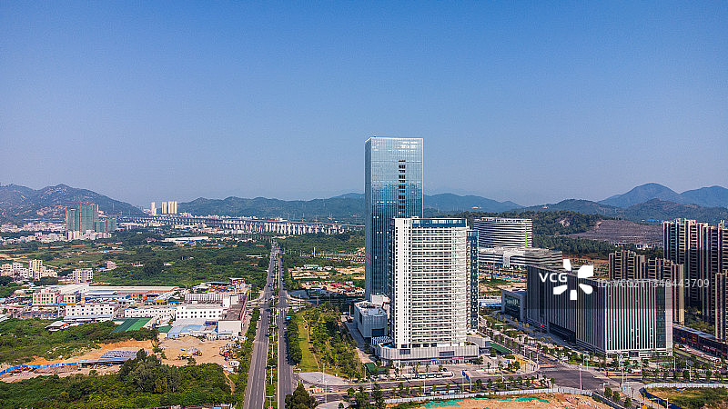 广东省汕尾市金融中心全景航拍图片图片素材