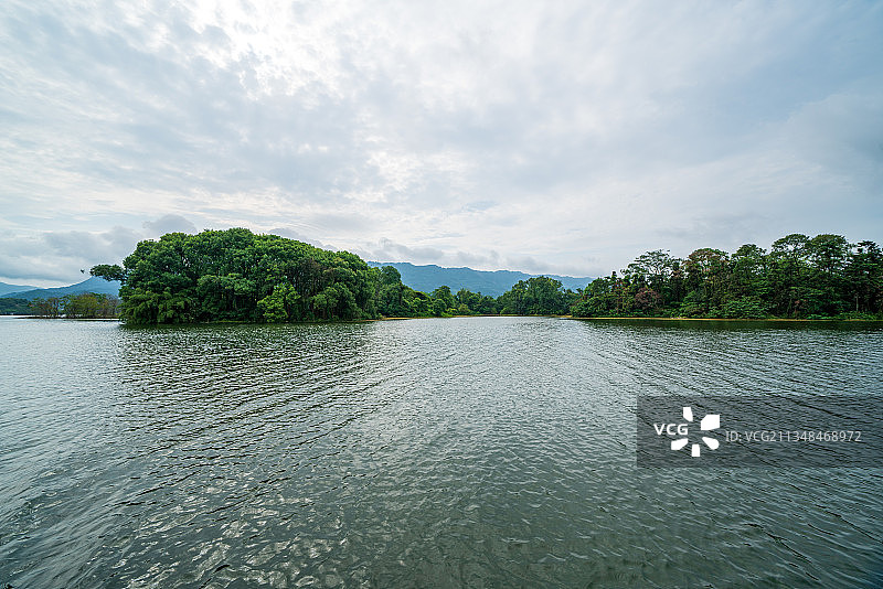 重庆大足龙水湖风光图片素材