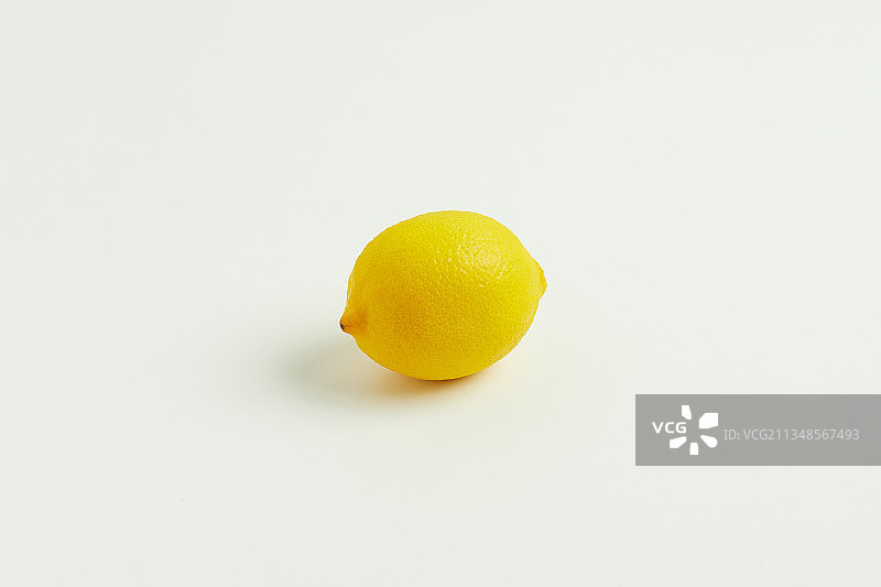 白底图上的柠檬图片素材