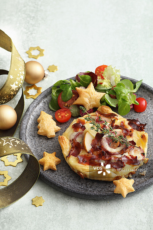 培根洋葱梨烤饼图片素材