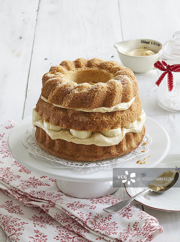 焦糖奶油香蕉面包图片素材