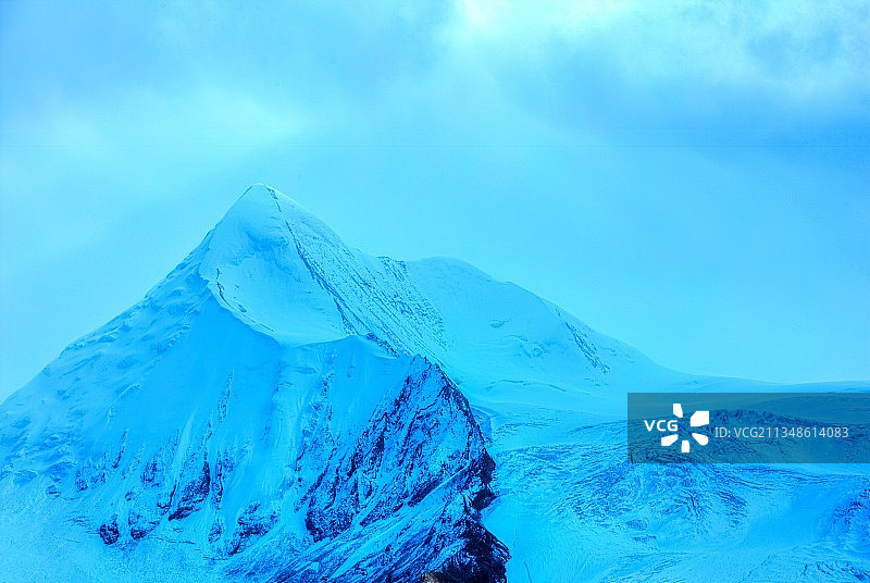 雪山柔情图片素材