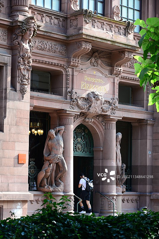 德国巴登-符腾堡州海德堡大学图书馆学生图片素材