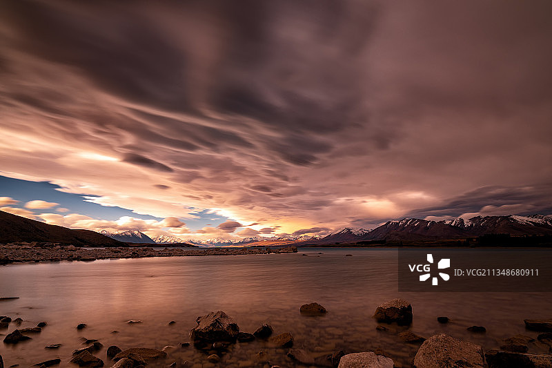 蒂卡波湖畔图片素材