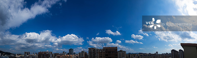 蓝天白云图片素材