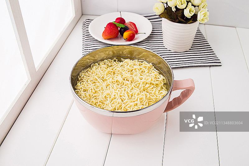 方便面碗图片素材