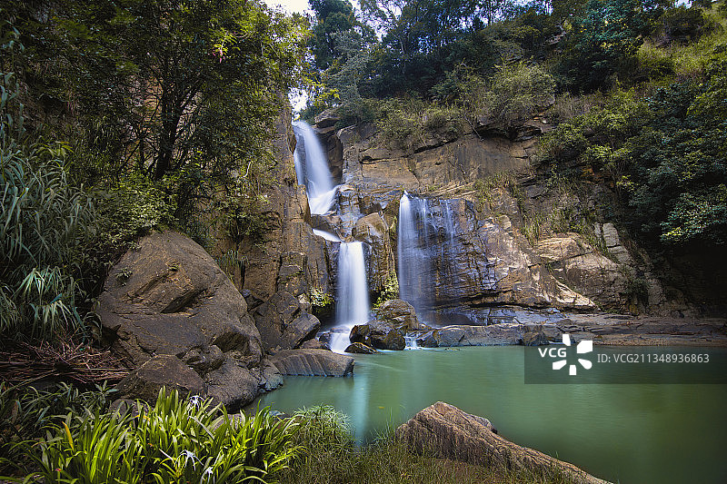 斯里兰卡巴杜勒森林瀑布风光图片素材