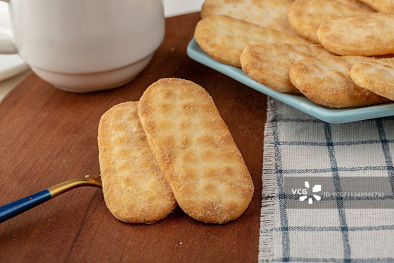 传统零食小吃——稻香米饼图片素材