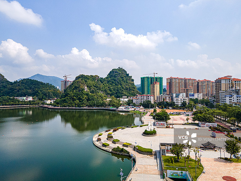 广东省云浮市蟠龙天湖自然风光图片素材