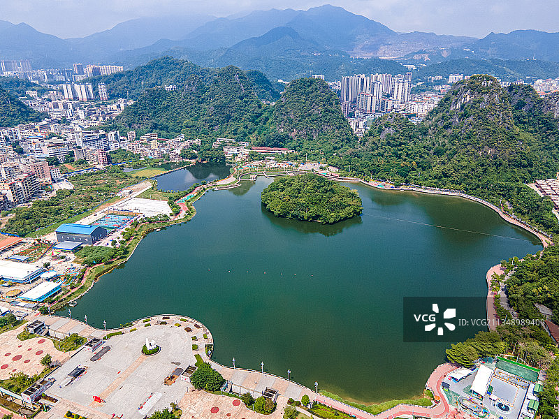 广东省云浮市蟠龙天湖自然风光图片素材