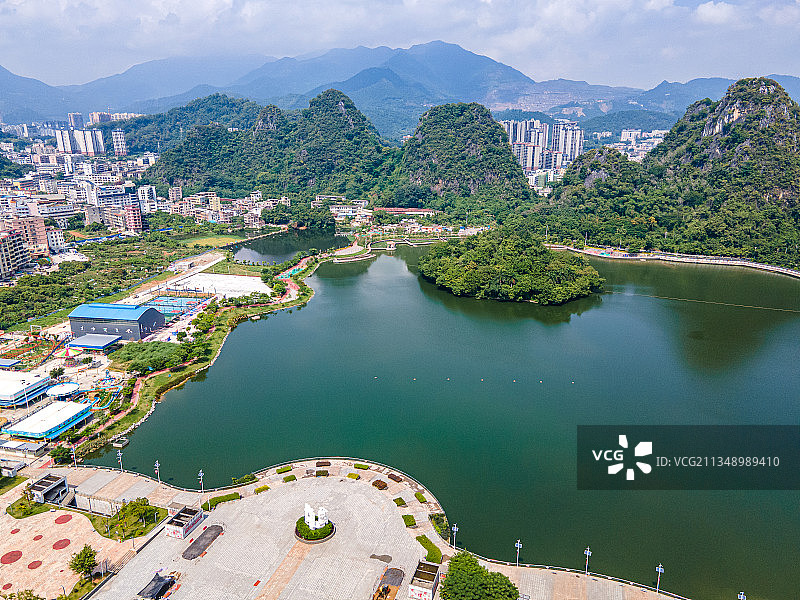 广东省云浮市蟠龙天湖自然风光图片素材