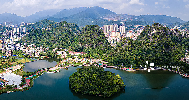 广东省云浮市蟠龙天湖自然风光图片素材