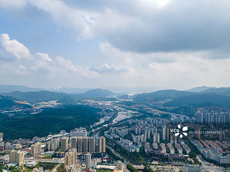 广东省云浮市云城区城市天际线图片素材