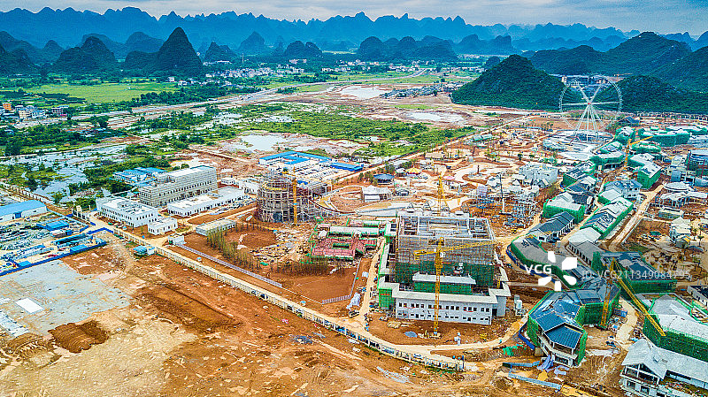 航拍桂林雁山区城市建筑风光图片素材