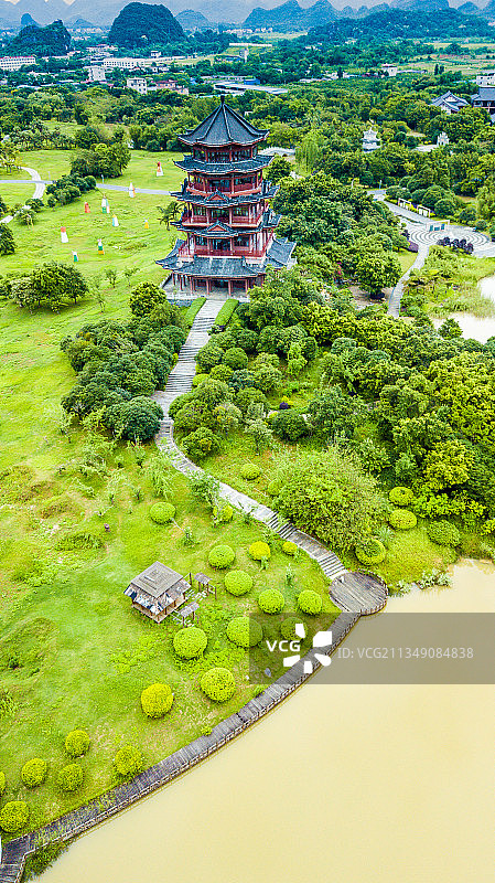 航拍桂林雁山区城市建筑风光图片素材