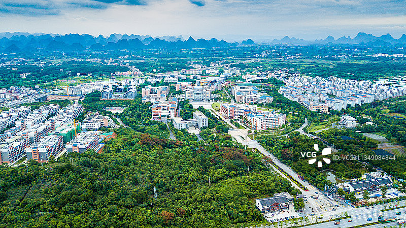 航拍桂林雁山区城市建筑风光图片素材