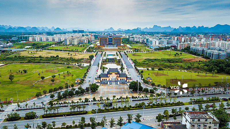 航拍桂林雁山区城市建筑风光图片素材